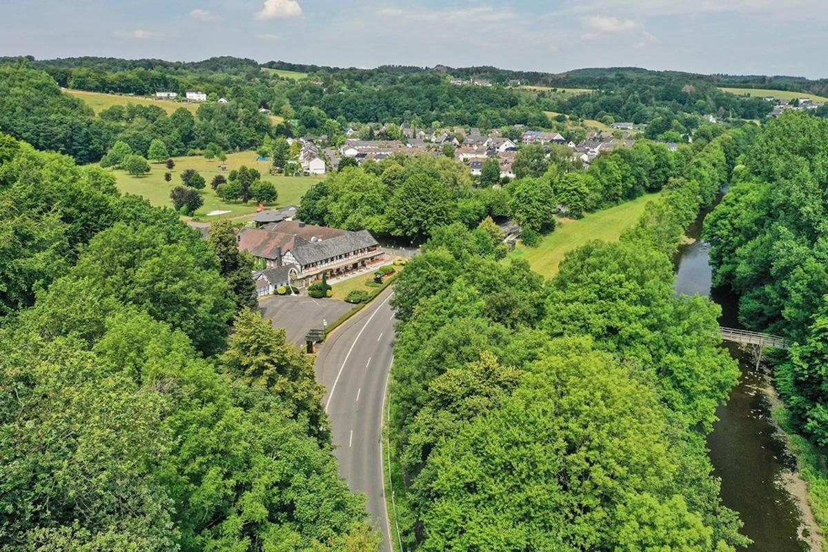 Landhotel Naafs-Haeuschen Lohmar Eksteriør bilde
